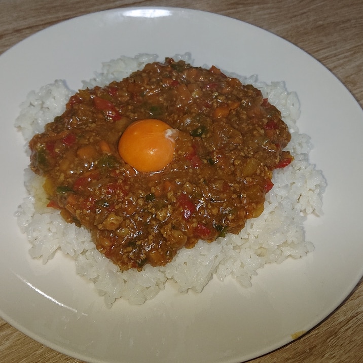 野菜たっぷり!キ一マ一カレー!